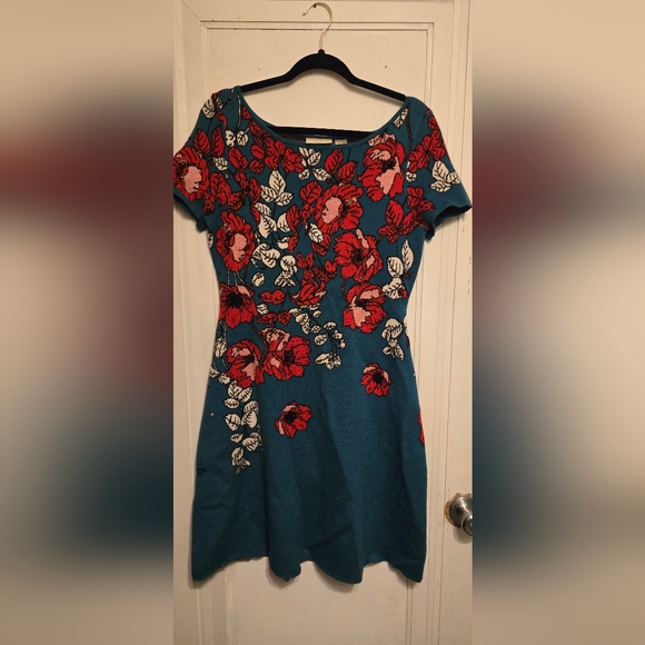 Maeve Dresses & Skirts - Maeve Brand Teal And Coral Floral Knit Dress Size Medium